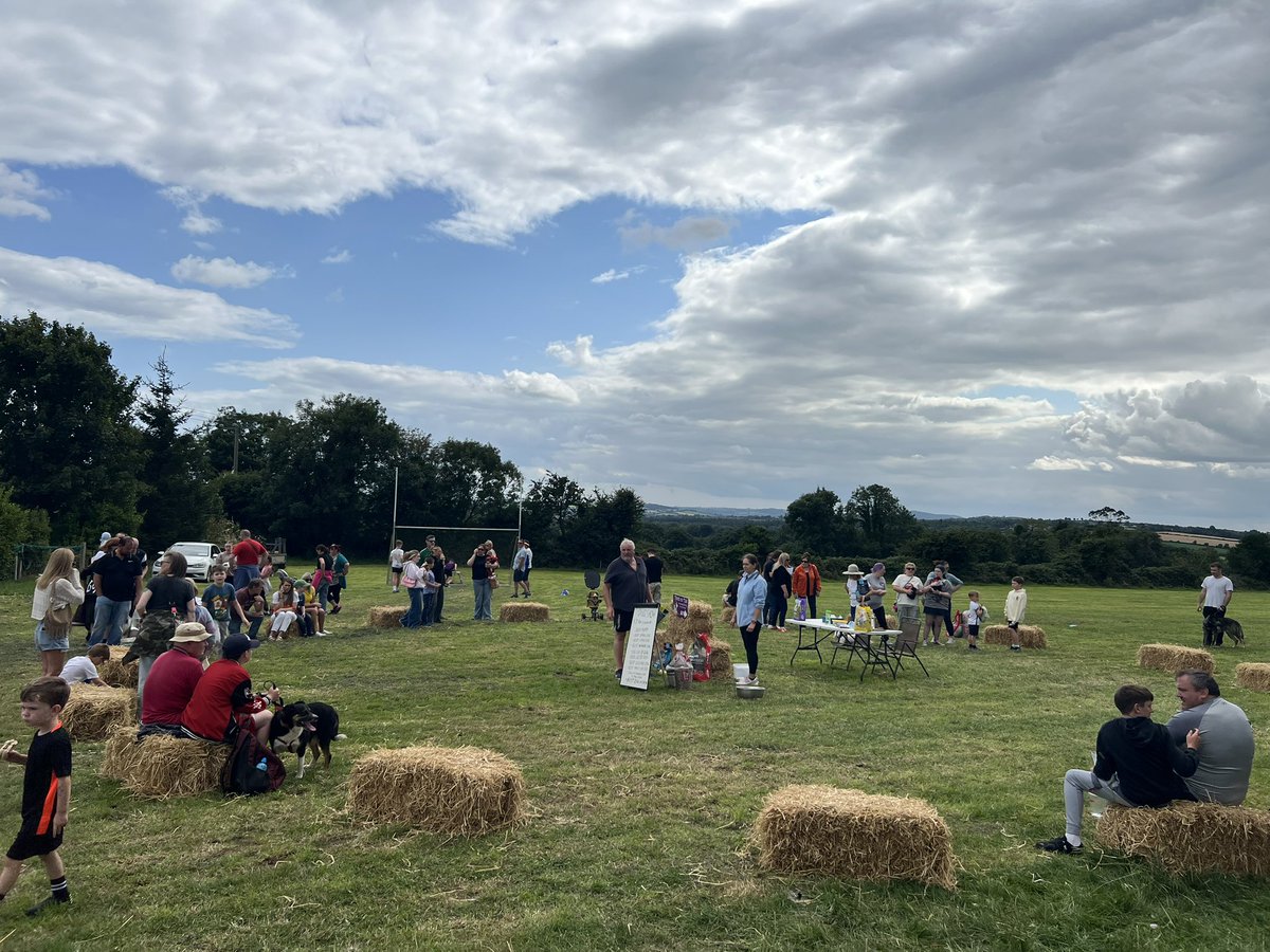Always a great atmosphere at The Rock Community Social Club Annual Field Day!