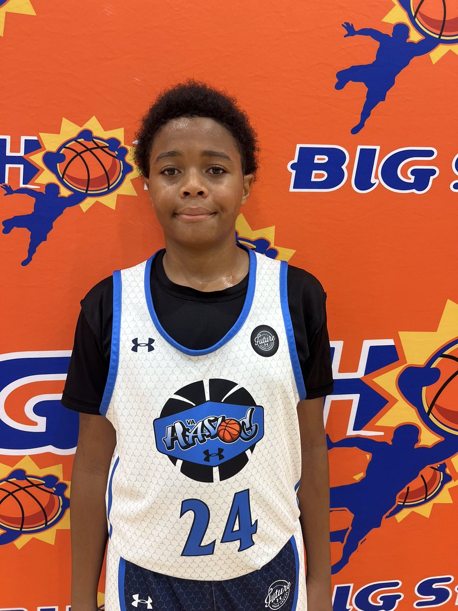 BigShotsGameMVP's tweet image. #BigShots #SummerNationals
11u
VA Havoc 53
#24 Carter Hayes 11 pts
Riptide 38