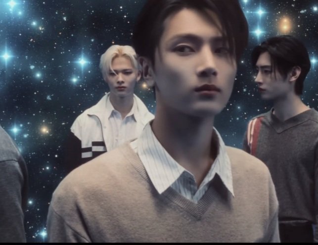 ENJAYVERSE's tweet image. [📸] PHOTOS • 250728

&quot;ENHYPEN JAPAN 4th SINGLE &apos;宵 -YOI-&apos; ‘Shine On Me’ Official MV&quot; — #JAY Still Cuts ‍🐈‍⬛

️🖇 youtu.be/HmAtJr0Mhh4

SHINE ON ME MV OUT NOW
#ENHYPEN_宵_YOI
#ENHYPEN_Shine_On_Me

#JAY #ENHYPEN #ジェイ #제이 #엔하이픈 #ENHYPEN_JAY #엔하이픈_제이 @ENHYPEN…
