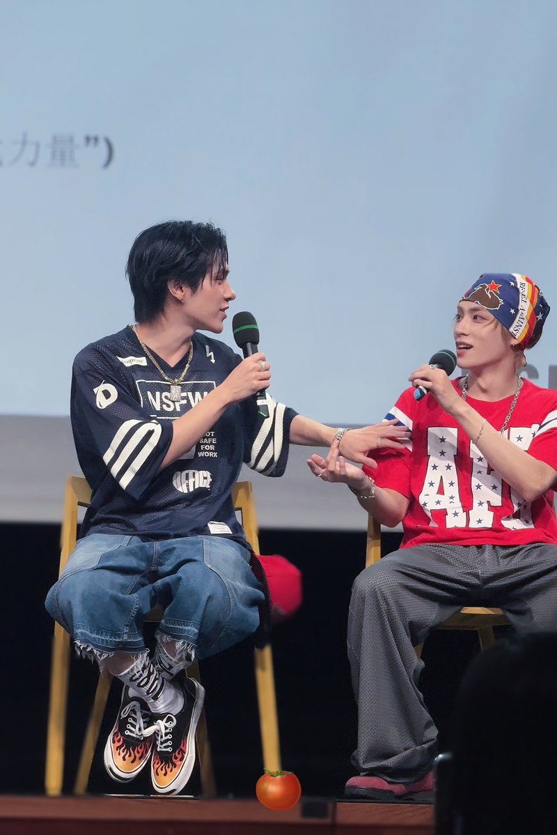 Yo_0_Gi's tweet image. 250726 음중 WayV 미니팬미팅
99z
#wayv #웨이비 #威神V #肖俊 #xiaojun #샤오쥔 #hendery #헨드리 #黄冠亨