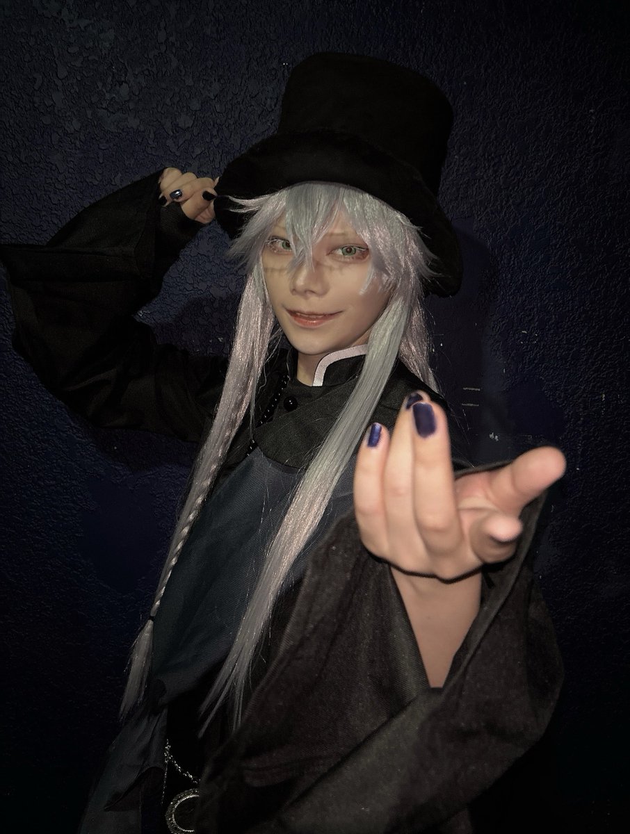 oraora_Dli's tweet image. Cosplay⚠️

 #アニウン 出演しました‼️
やっと落ち着いたので遅報〜お疲れ様でした❤️‍🔥

初黒執事で嬉しすぎたし髪の毛サラサラに出来ました♡✨️

7月パフォ強化月間走りきった頑張りました🏃‍♂️🏃‍♂️🏃‍♂️

#Badchimpao