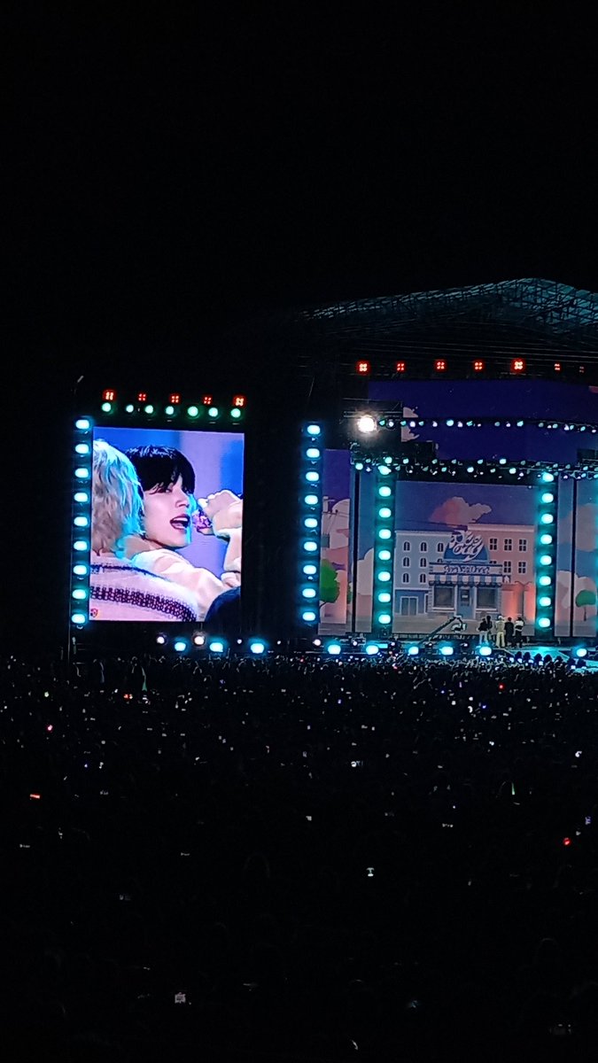 amayanexdo's tweet image. Bring me back... :(