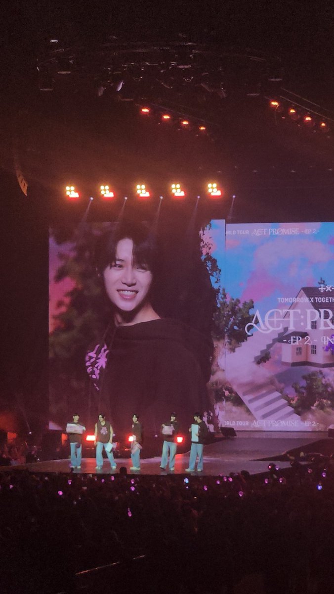 amayanexdo's tweet image. Bring me back... :(