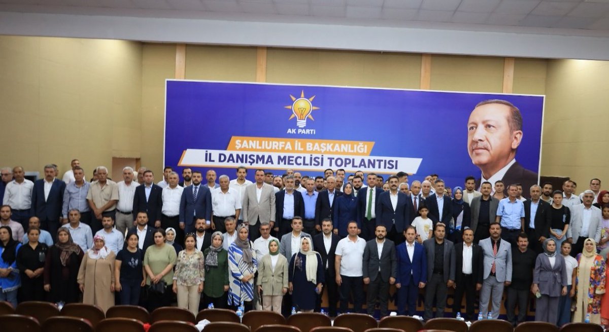 2/
📍AK Parti Şanlıurfa İl Danışma Meclisi Toplantısı

<a href="/milhamigunbegi/">M.İlhami GÜNBEGİ</a> <a href="/abuyukgumus/">Ahmet Büyükgümüş</a> <a href="/Akparti/">AK Parti</a> <a href="/hakanaksu058/">Hakan AKSU 🇹🇷</a> <a href="/farukaytek/">Faruk Aytek</a> <a href="/ProfDrDusak/">Prof Dr Abdurrahim Dusak</a> <a href="/CYAZMAC/">CEVAHİR ASUMAN YAZMACI</a> <a href="/HikmetBasak_63/">Hikmet Başak</a> <a href="/ZehraAy0663/">Zehra Ay</a> <a href="/furkankucukk_/">Furkan KÜÇÜK</a>