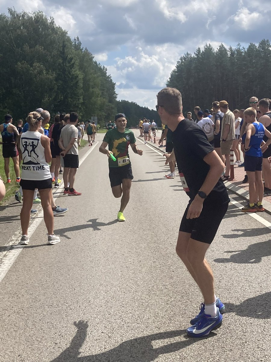 varvuolis's tweet image. Last weekend before departure entirely dedicated to sports: was very glad to join the fellow @LithuaniaMFA colleagues for the iconic relay run in memory of the victims of Soviet hideous attack at #Medininkai border crossing 34 years ago. Great communion with history & team spirit