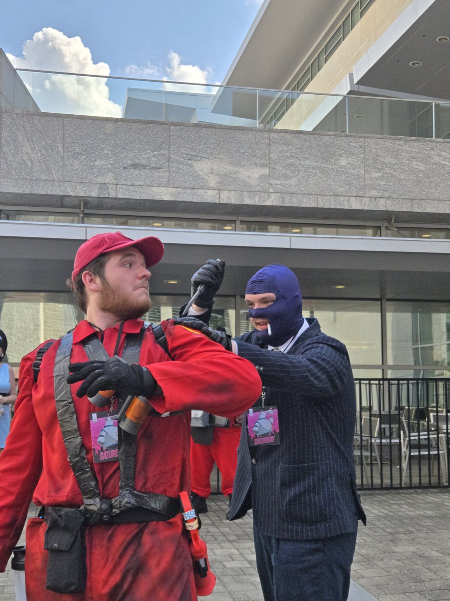 manncosplay's tweet image. For our North Carolina debut,
We didn't do half bad!!!
Thank you to everyone who showed up yesterday and over the weekend at GalaxyCon Raliegh!!!
#galaxyconraleigh #galaxycon2025 #TF2 #cosplay