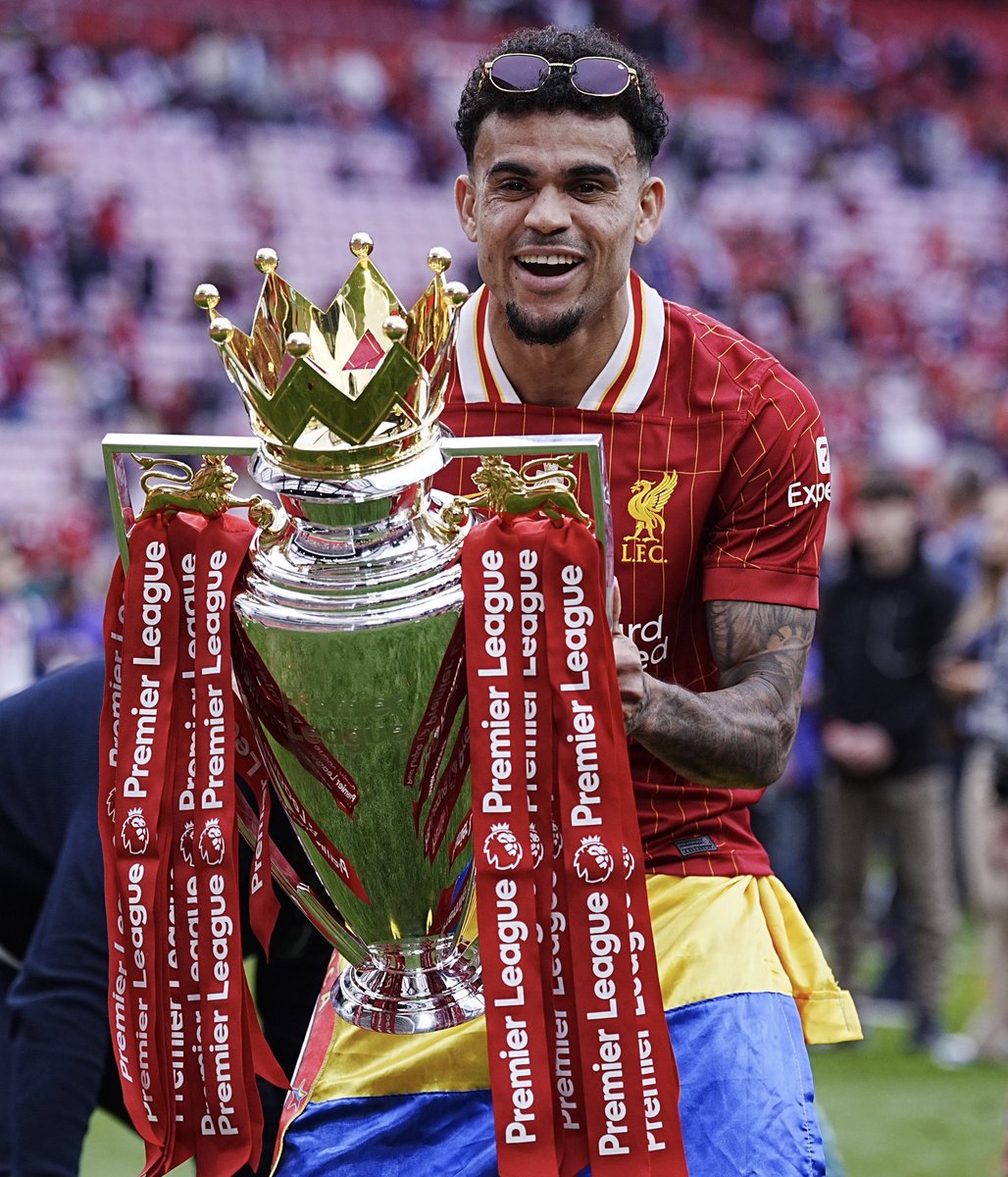 MediaBayernFR's tweet image. 𝐋𝐔𝐈𝐒 𝐃𝐈𝐀𝐙 𝐀𝐔 𝐁𝐀𝐘𝐄𝐑𝐍: 𝐇𝐄𝐑𝐄 𝐖𝐄 𝐆𝐎 🔥🇨🇴