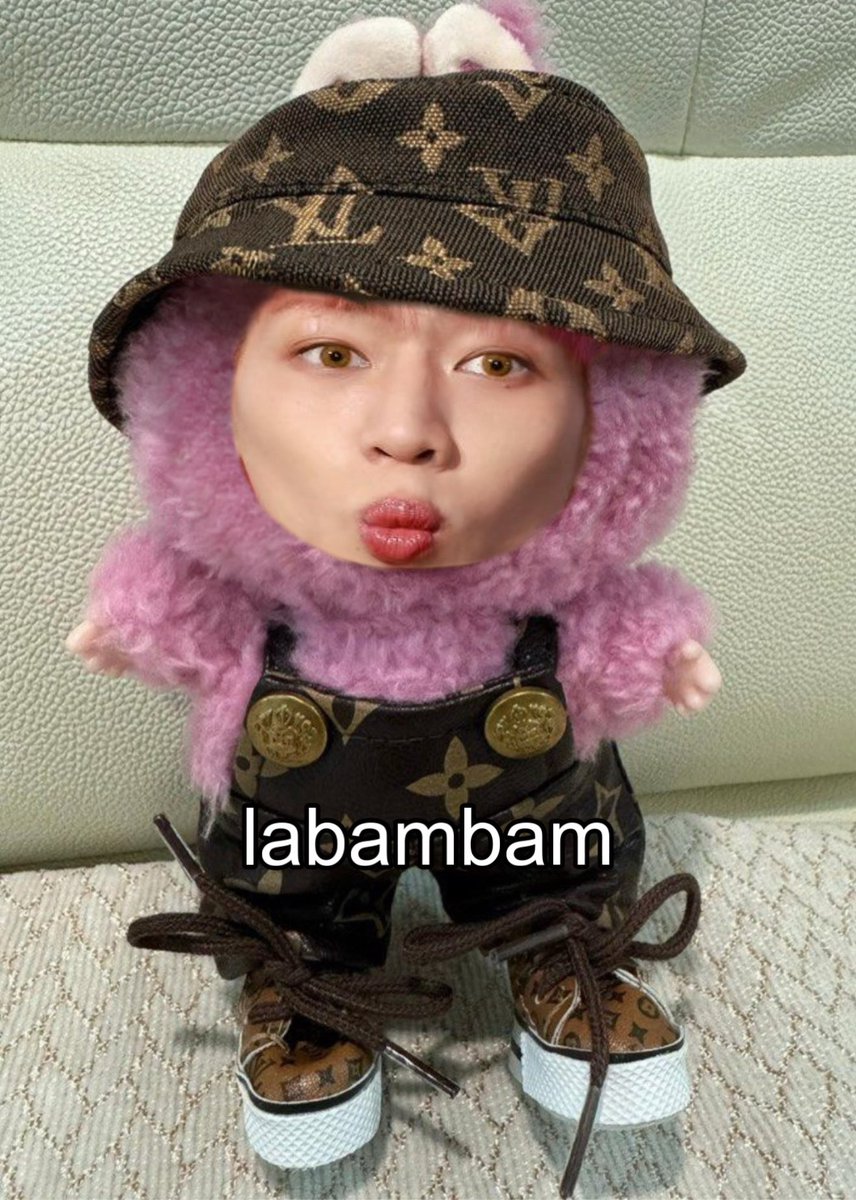 TAEMINH0s's tweet photo. im sorry i had to https://t.co/2uw33GmzCY