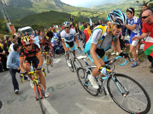 Pedal Vintage (@pedalvintage) on Twitter photo En el próximo Podcast🎙️, <a href="/gzlz11/">Miguel González</a> nos traerá a <a href="/Rivero94/">Óscar Rivero Salgado</a> para hablar del Angliru 2008. Podéis dejar comentarios y preguntas, gracias: En el próximo Podcast🎙️, <a href="/gzlz11/">Miguel González</a> nos traerá a <a href="/Rivero94/">Óscar Rivero Salgado</a> para hablar del Angliru 2008. Podéis dejar comentarios y preguntas, gracias: