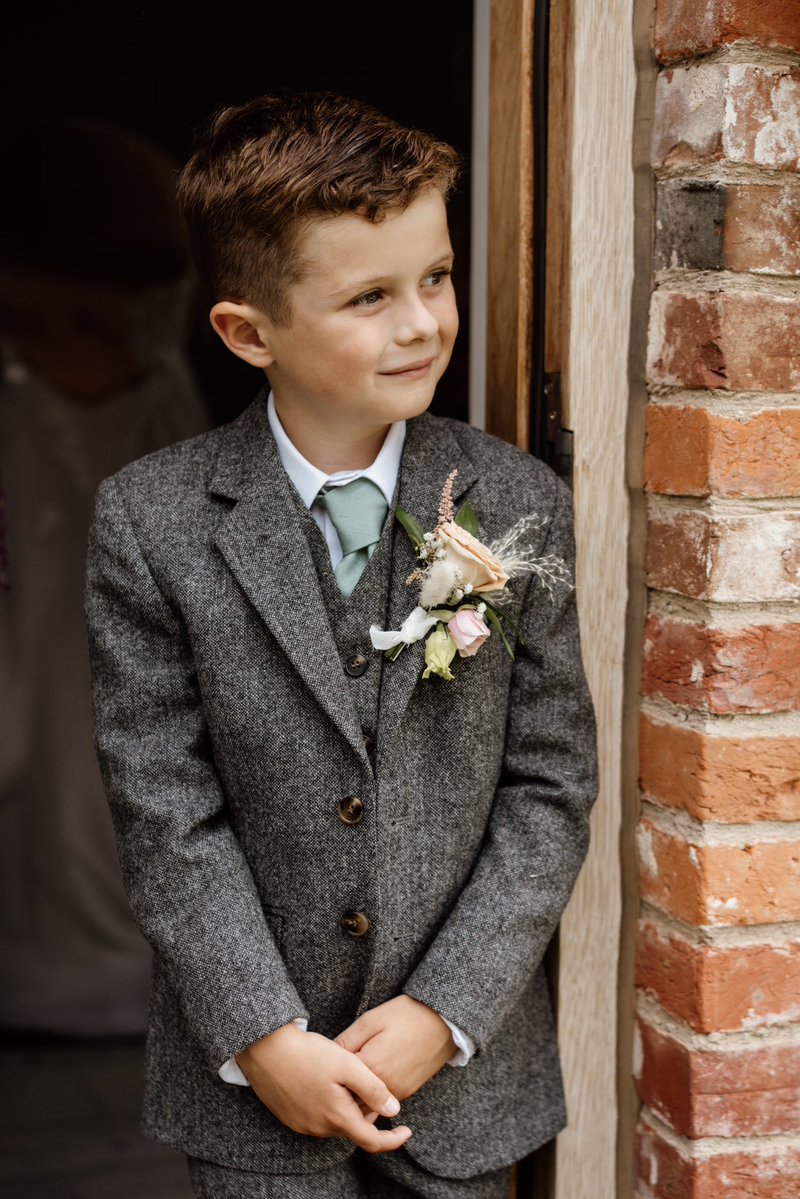 HarryShotta's tweet image. Yesterday was genuinely one of the best days of my life…..
Was so grateful and happy to be renewing our wedding vows after 10 years of marriage in such a beautiful setting with so many family and friends & of course our son, Joseph Elijah ❤️