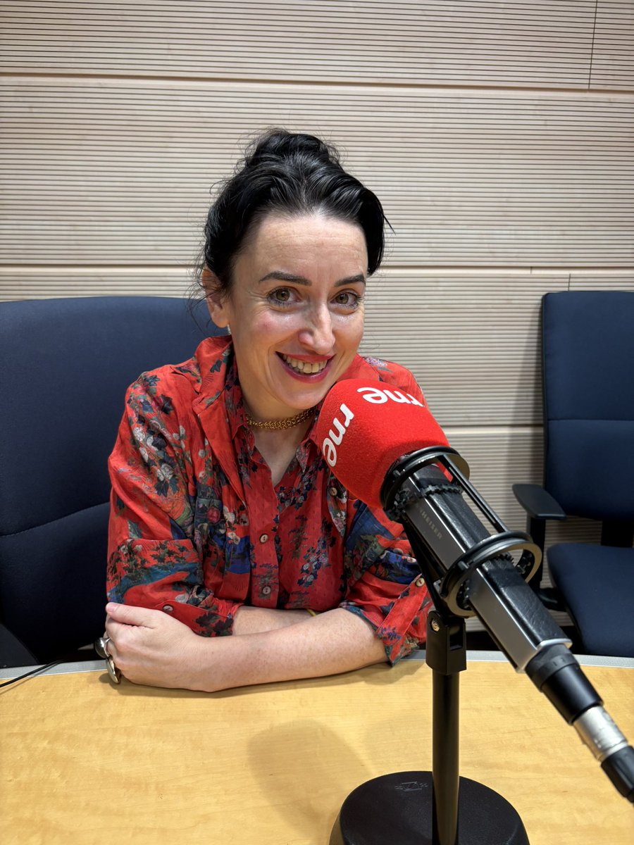 Os dejo por aquí el #Acompás <a href="/radio5_rne/">Radio 5</a> de esta semana. Con Iratxe Ansa y su agenda internacional de vértigo. Y mucho más 💫🎧💪🏻❤️rtve.es/play/audios/a-…