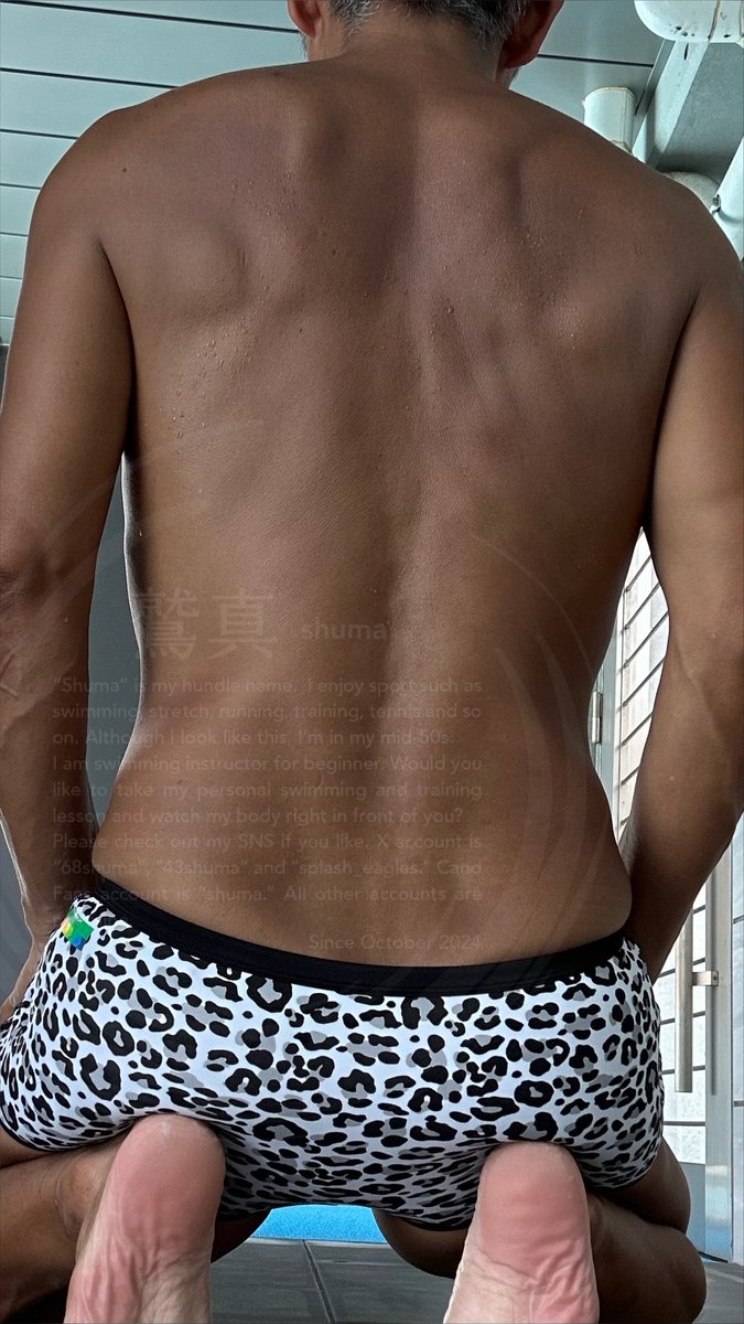 ここまできたらかなりやばい黒さですかね？　もう少し黒くしたいところですが…。
また1週間、水泳指導が始まります。たぶん暑すぎて中止にやりそうなので、あとは自分でプールに行くしかないかなあ。