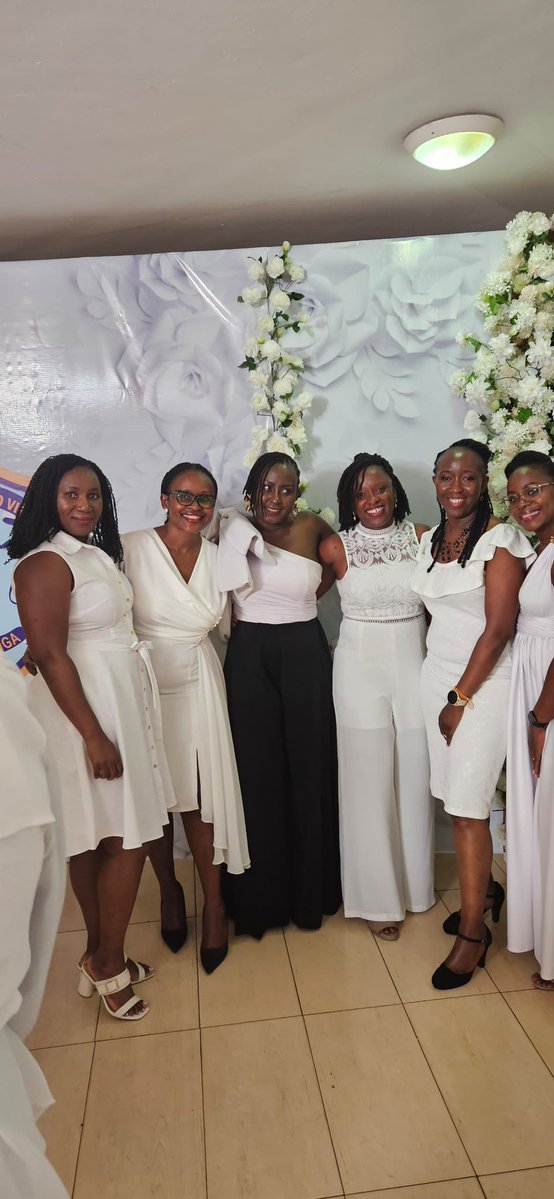 namagungaogs's tweet image. Cohort class of 1995- 2000s馃鉁咃笍
#all_white_elegance
#NOGAdinner2025