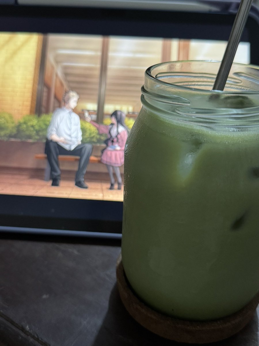 mitsuayatwt's tweet image. daily matcha ^^ i put too much milk but it still tastes amazing