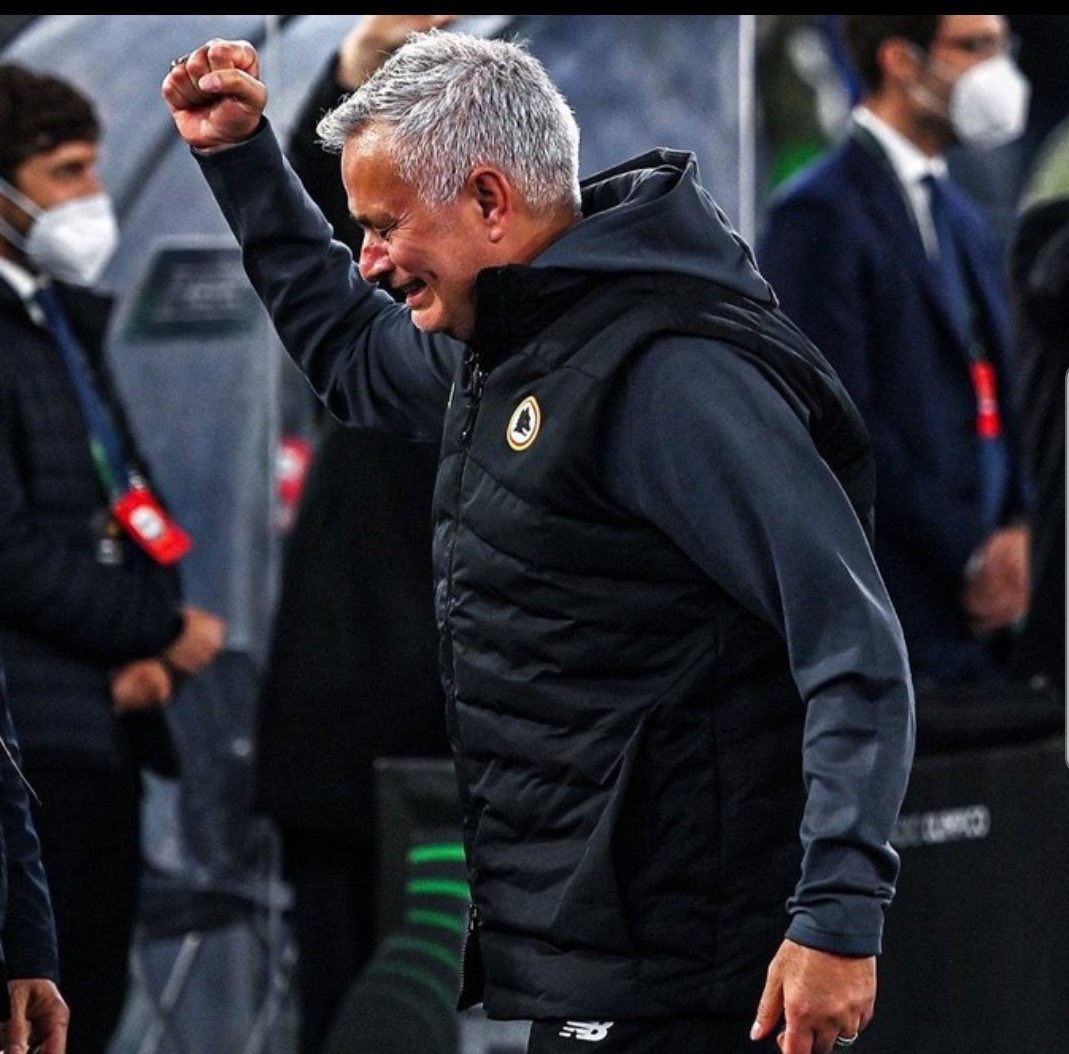Tiamcfc's tweet image. We have finally offloaded Joao Felix man 
The whole fan base is jubilating man 
Dream come true
