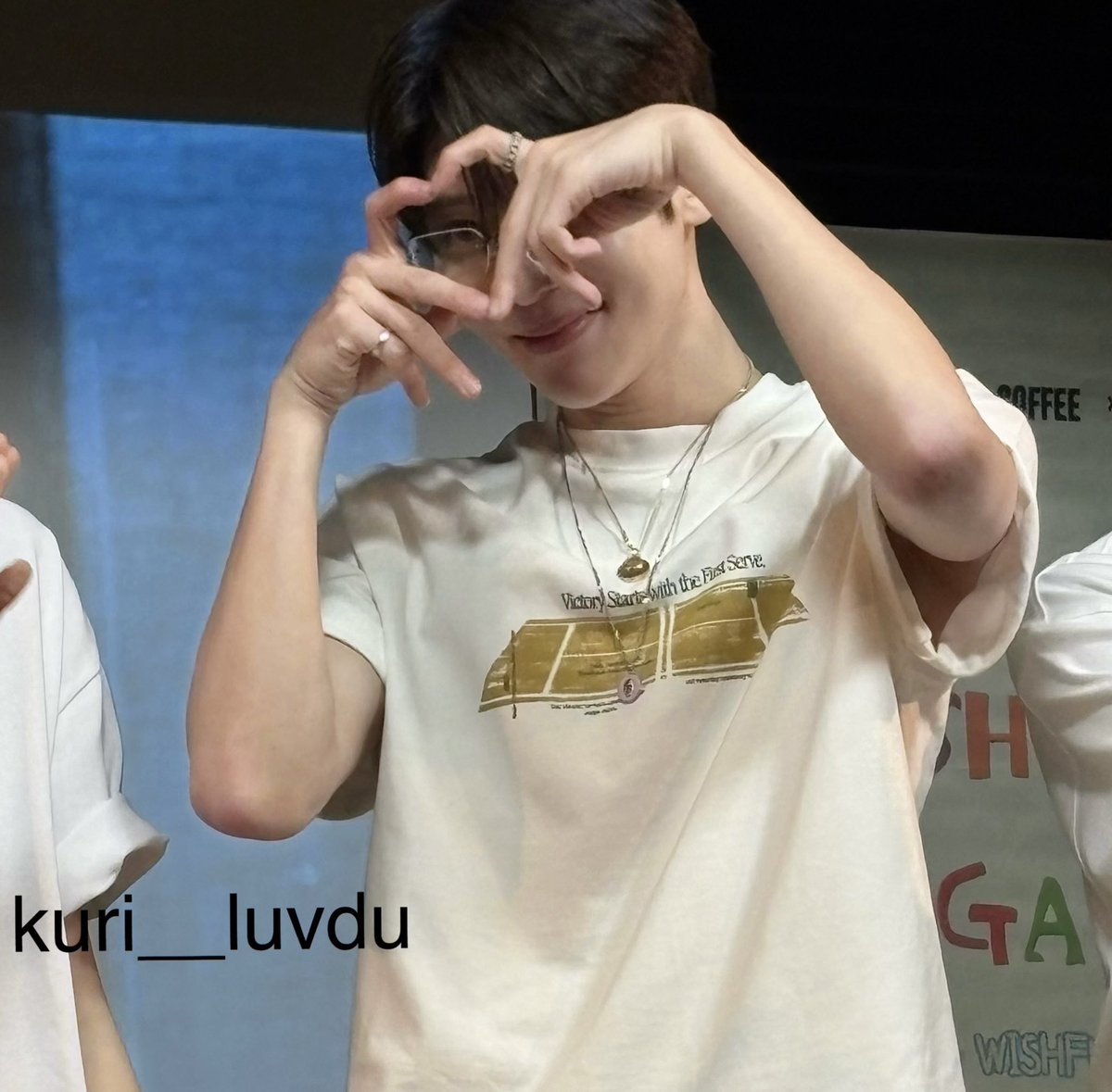 kuri__luvdu's tweet image. 저 오늘 진짜 운 다 썼어요 ㅠㅠ 멤버들이 추첨으로 번호 뽑아서 선물 주는것도 당첨대서 선물도 받았음 눈아들 편지도 잘 ~ 전달했듀 !!! 다들 위시 실물 “꼭” 보길 부탁함 심장에 무리옴 사진이 실물을 너~무 못담아서 속상
오늘 하루 행복해서 죽-음 ପ૮๑ᵔ ᵕ ᵔ๑ აଓ