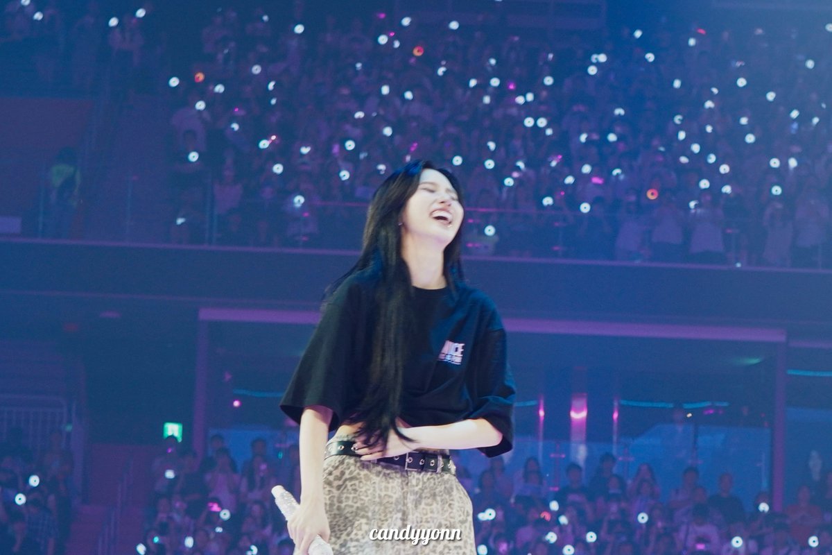 candyyonn's tweet image. 250719
大爆笑🥹💕
#TWICE #트와이스 #MINA #ミナ #미나
#TWICE_THISISFOR_WORLD_TOUR