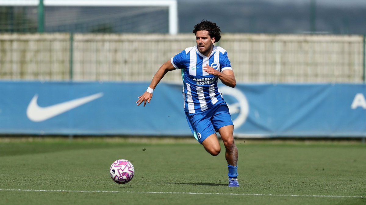 OfficialBHAFC's tweet image. Great to see Ferdi back in action for the first time since November! ๐๐ค