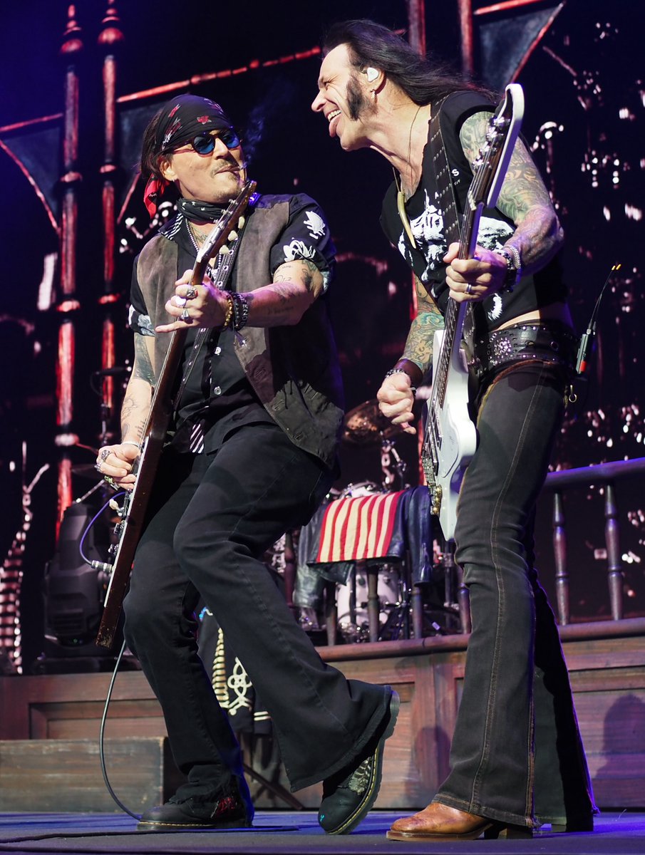 iSara2023's tweet image. More JD content 😍♥️♥️
📷 IG : davebrolanphotos
#JohnnyDepp
#JohnnyDeppIsALegend
#JohnnyDeppIsLoved
#JohnnyDeppIsARockStar