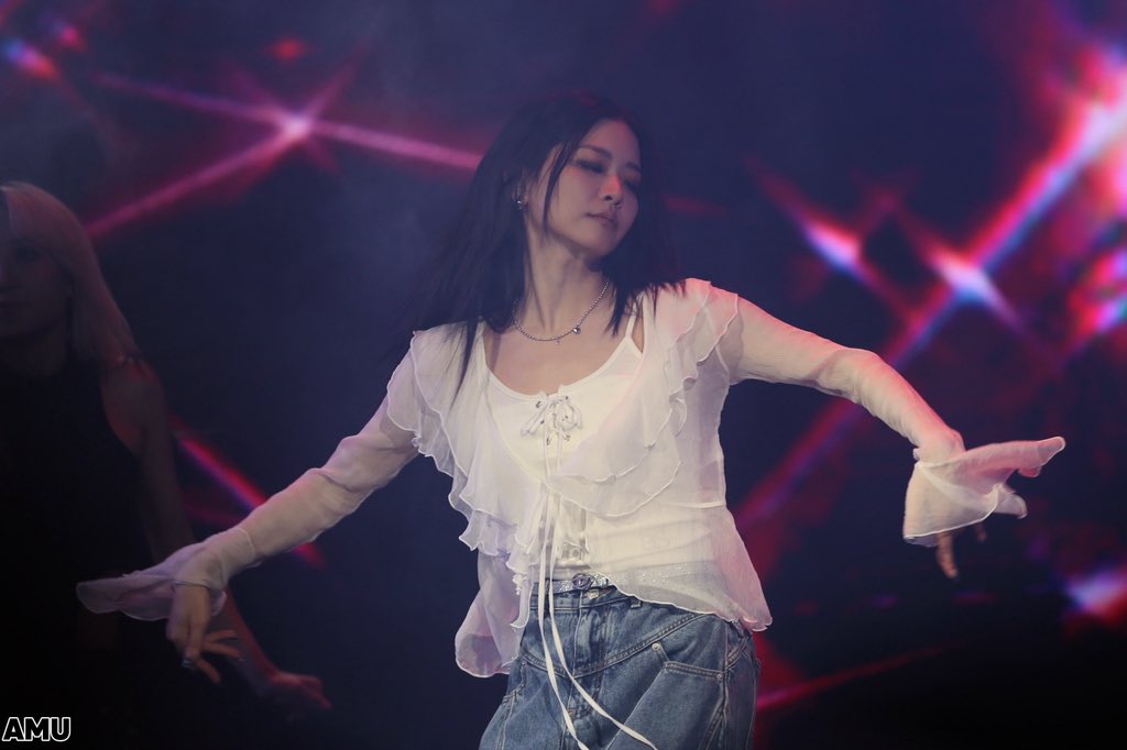 amu01888's tweet image. 250727
Chung Subin Wuhan FM
์๋ ์ ์ง ๋ชจ๋ฅด๊ฒ ๋ฒ์จ ๋ฌด๋ฆ ๊ฟ์์ด! (์ฝฉ! ๐)
@chungsubin47
#์ ์๋น #subin #ChungSubin #้ญๅๅฝฌ
