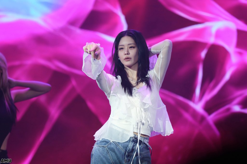 amu01888's tweet image. 250727
Chung Subin Wuhan FM
์๋ ์ ์ง ๋ชจ๋ฅด๊ฒ ๋ฒ์จ ๋ฌด๋ฆ ๊ฟ์์ด! (์ฝฉ! ๐)
@chungsubin47
#์ ์๋น #subin #ChungSubin #้ญๅๅฝฌ
