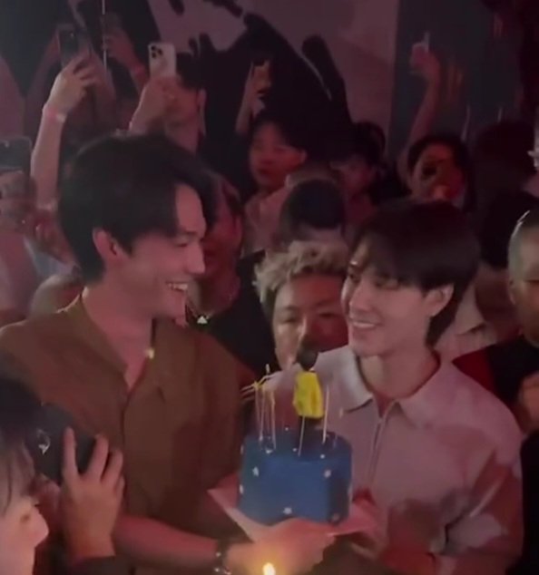 มีใครวิจัยมั้ยคะ ทำไมคนไทยชอบคนเก่า