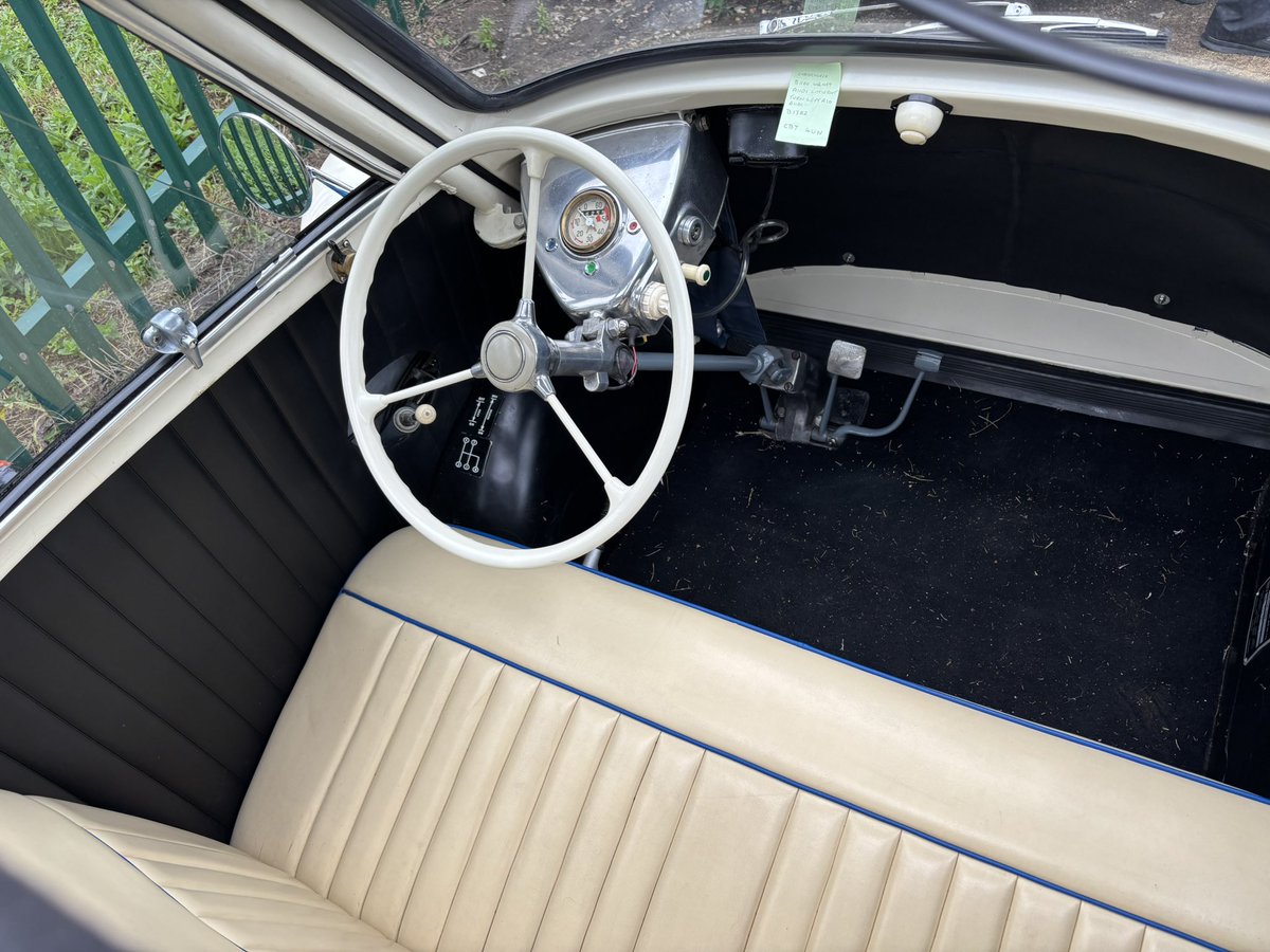 It’s free entry with a classic vehicle today! ♥️