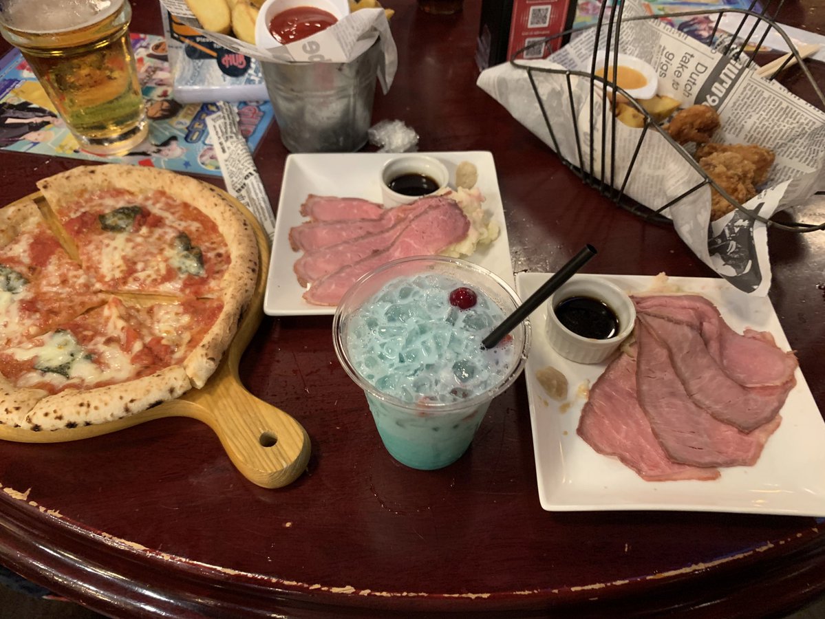 KuroNowa2525's tweet image. 初めてHUBって所に入りました！