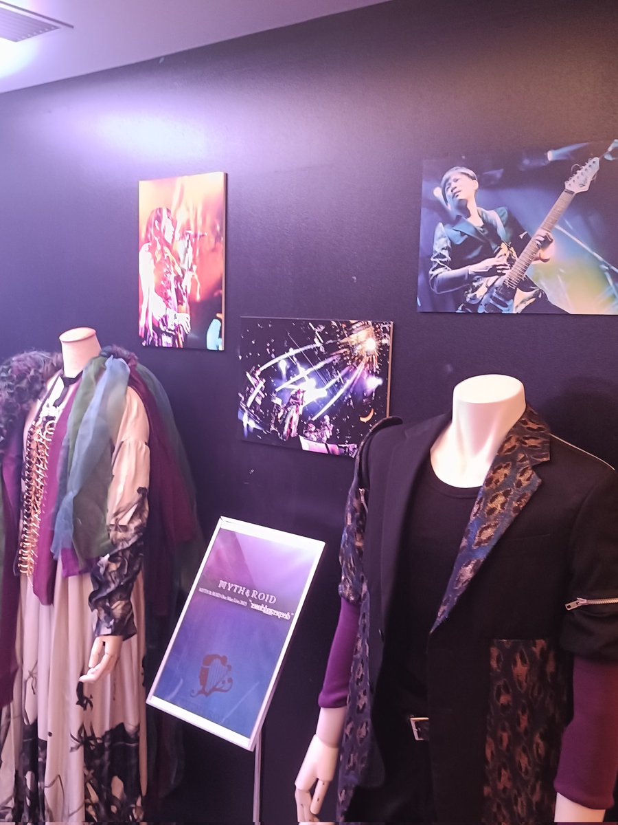 purini7120's tweet image. MYTH &amp;amp; ROIDライブオワタ＼(^o^)／

ラストスパートで一気に燃え尽きた🥹❤️‍🔥
リゼロ・オバロ大好きっ子には贅沢すぎたセトリ(*´ω｀*)
マサヨシお兄ちゃんとのClattanoiaはヨダレもの🤤

隣が外国人の方だったので
楽しんで欲しくて余計に頑張った
オタクな私\c(  ॑꒳ ॑ \c) (っ/ ॑꒳ ॑ )っ/
 #MYTHROID