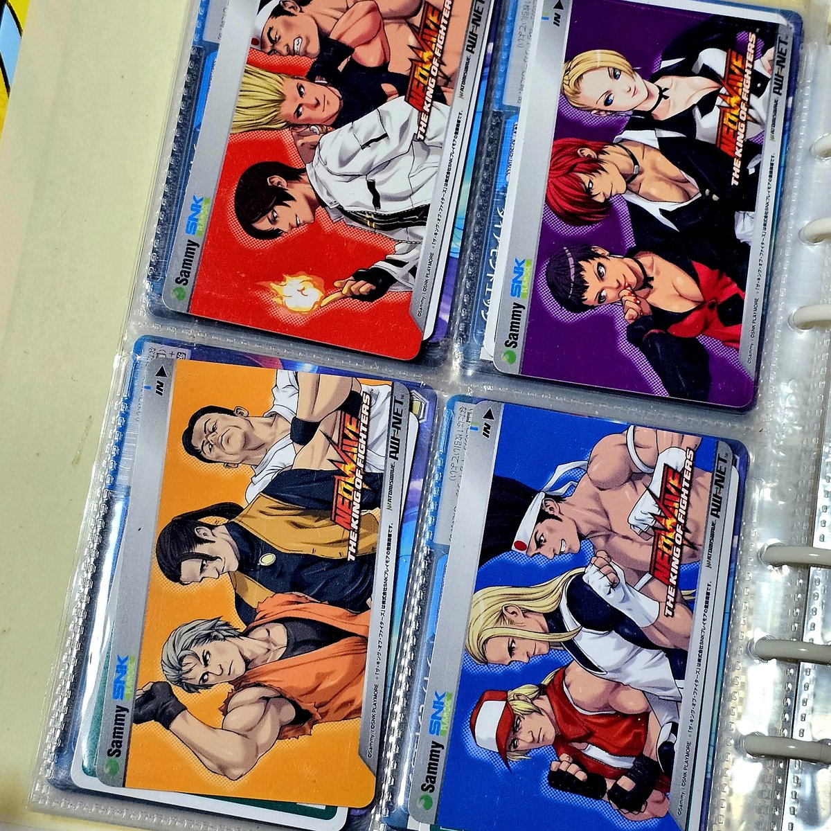 Celica_Diamond's tweet image. KOF NEOWAVE稼働21周年ですか……
フルコンプにはならなかったけど、当時はNESiCAカード頑張って集めましたね……
(地元は自販機形式だったからランダムだった)
ちなみにラ☆カチョーラ使いたくてMAX2モードをよく選んでましたw
