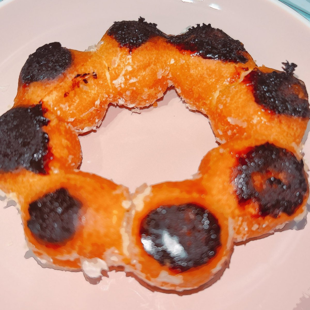 Pane_VPI's tweet image. ちょっと前に流行ったポンデリング焼くヤツをママンに食べさせてあげたかっただけなのに……