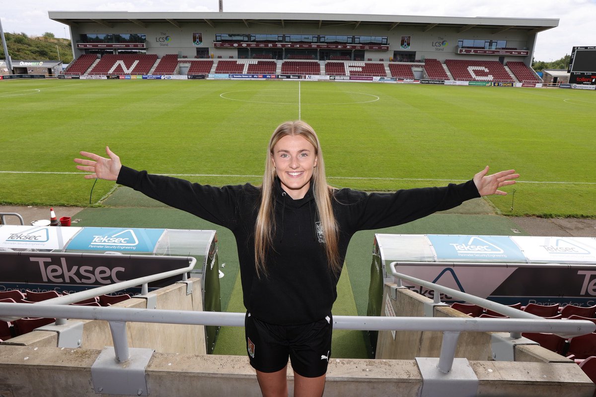 🤩 Jimmy’s back at Sixfields! 

#ShoeArmy 👞