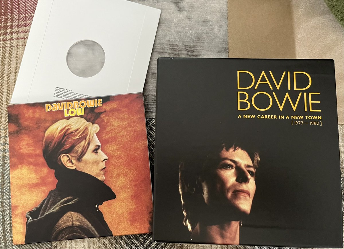 TRextasyBand's tweet image. Listening to this brilliant album by David Bowie from 1977 - ‘Low’. This excellent CD recording from the equally superb box set ‘A New Career in a New Town’. Great booklet with informative details on the recordings from Tony Visconti. #davidbowie #tonyvisconti #eno #1970s