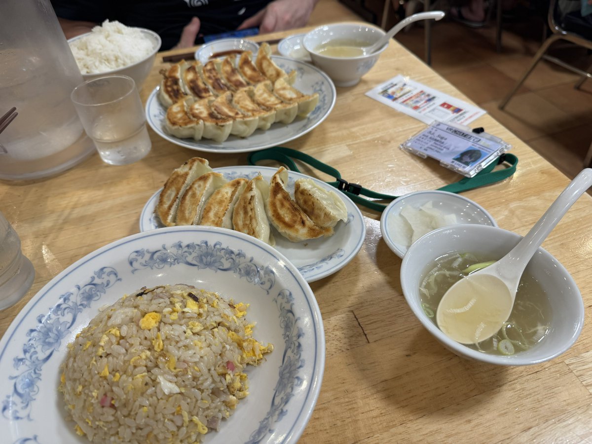 RhoF_Sugar's tweet image. あるみちゃんと満州を食らい、電車で爆睡している…。