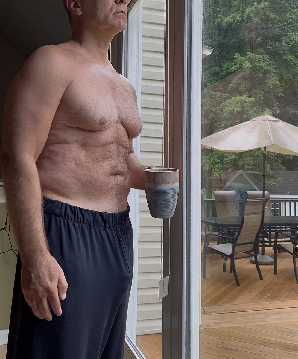mike_j_jay's tweet photo. Gray wet day ☕️ https://t.co/MqyoaoQss2