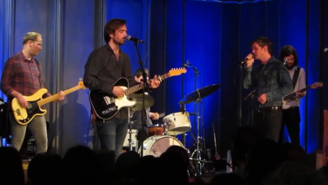 JlQRJcKGCnbZSW3's tweet image. Roddy Woomble - 'First Love Is Never Returned' live at Mackintosh Church youtu.be/ONX4df8tFsU?si… @YouTubeより
ロディはずっと憧れ🏴