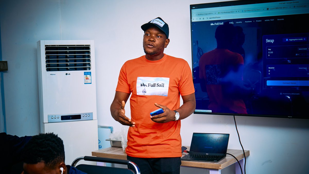 AnayoPhd's tweet image. Big thanks to @fullsailfi for supporting the Kaduna Buildathon with some beautiful merch.

It is great to see projects standing with African builders in truly meaningful ways.
