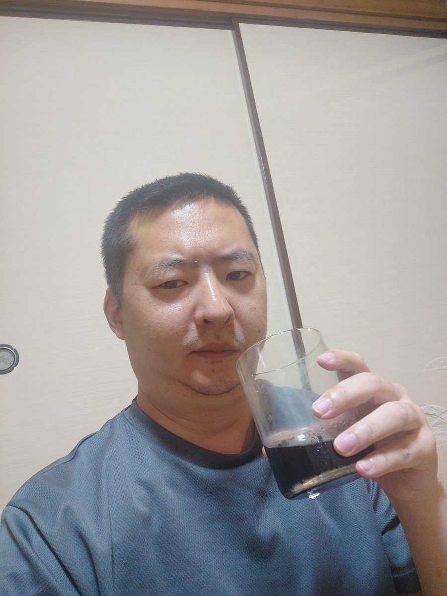 siroG17Gen4's tweet image. そんな訳で、

午後の筋トレが終わり、
久しぶりに牛丼を食べて、
一風呂浴びて、
今にいたります。

この後少しだけ作画します。