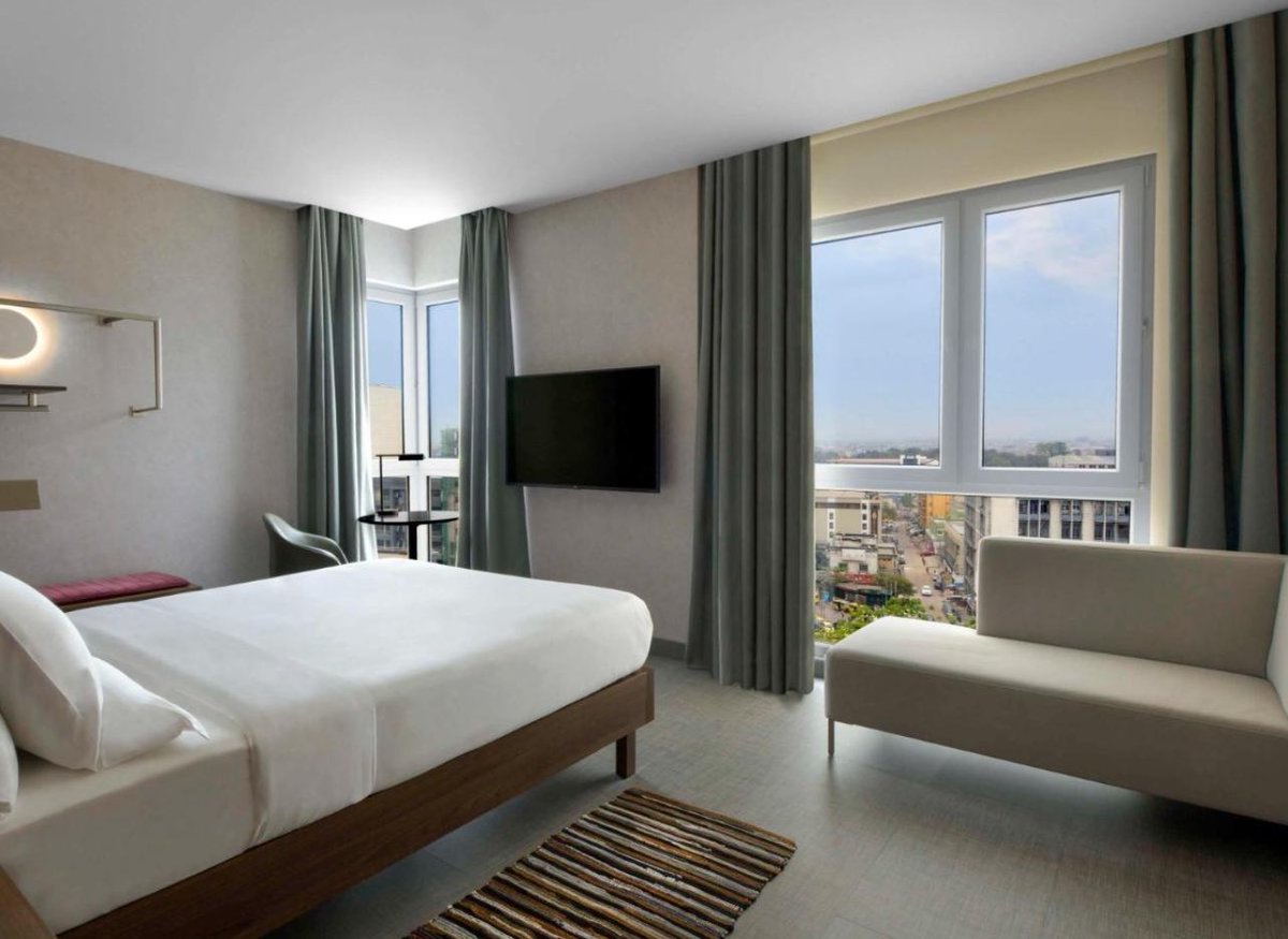benjimk's tweet image. 💸 Une nuit au Novotel Kinshasa avec petit dej : 244 $ 😳
Le même Hôtel dans 5 autres capitales africaines ⬇️
🏨 Abidjan 🇨🇮 : 185 $
🏨 Dakar 🇸🇳 : 170 $
🏨 Le Caire 🇪🇬 : 98 $
🏨 Nairobi 🇰🇪 : 116 $
🏨 Casablanca 🇲🇦 : 68 $
Pour développer le tourisme, il faut penser aussi…