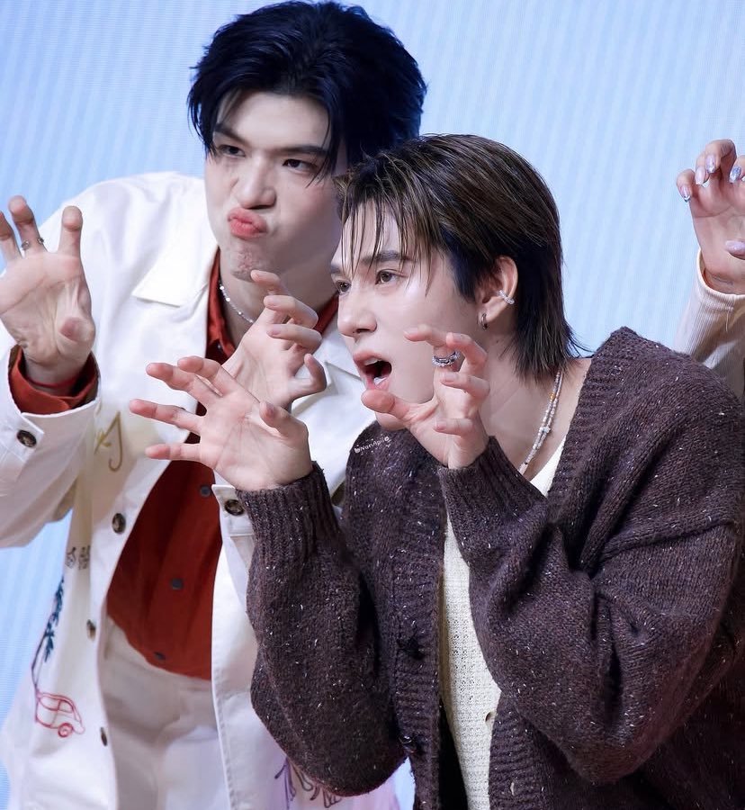 kJaniebibi's tweet image. นานิคือคนที่คีพครอบครัว 4 คน มากที่สุดจริงๆ😭😭😭😭😭😭😭😭😭😭😭😭😭😭😭😭😭😭😭😭😭จั๊นก็รักของจั๊น ทั้งคุณสาม๋าเด็กทั้งลูกแฝด