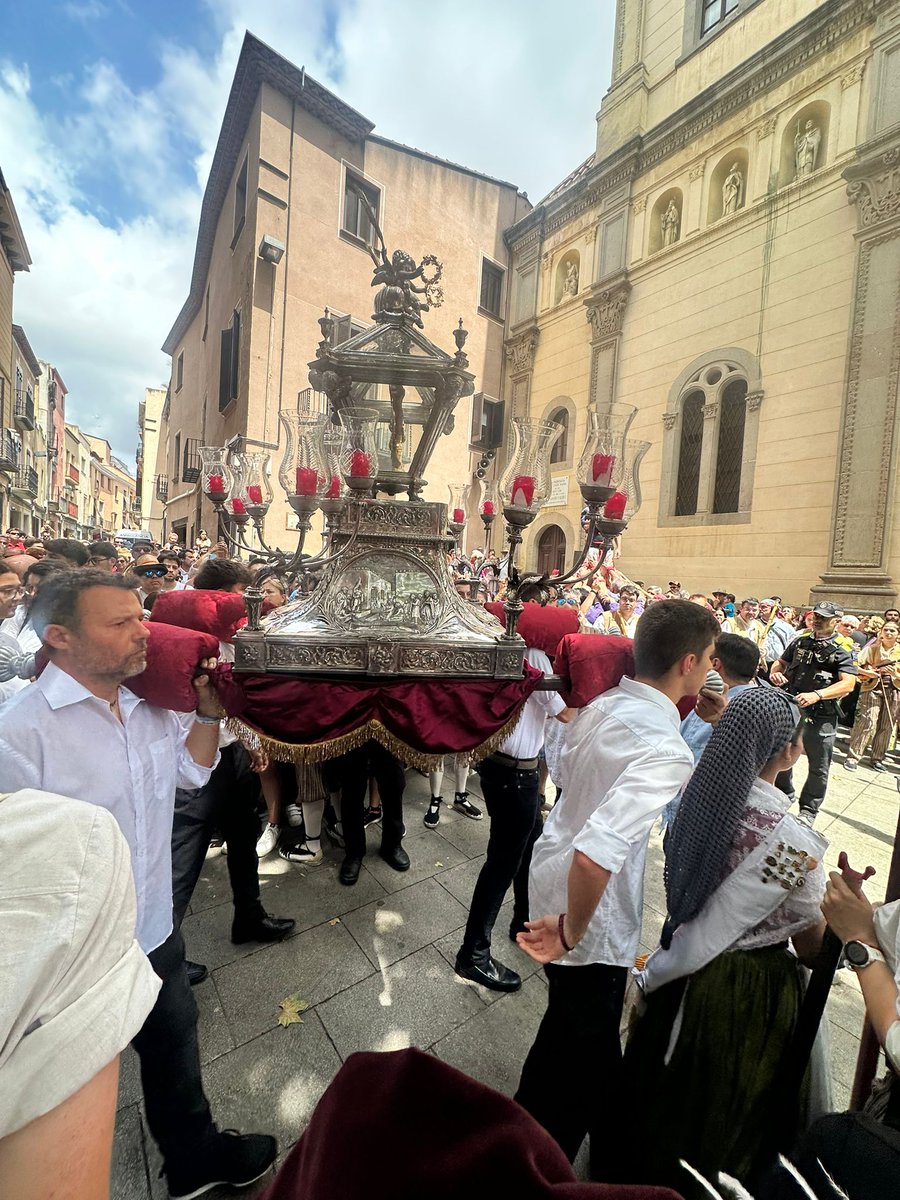 JuntsperMataro's tweet image. Missa de Glòria, de mossèn Manuel Blanch.

Glòria a Les Santes, Juliana i Semproniana. 

#LesSantes #Mataró

Basílica de Santa Maria