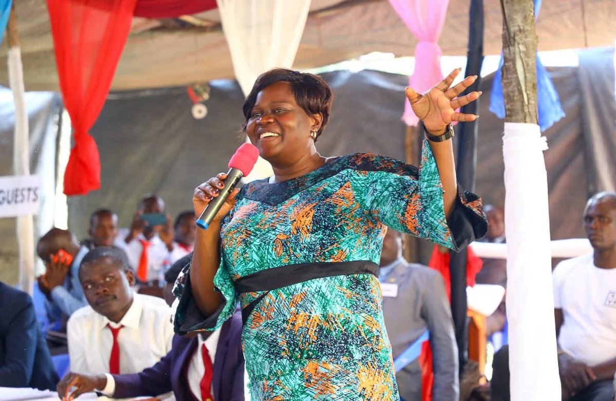 In Bonchari, Wanga campaigned for Jubilee against her own party’s candidate. Now she claims to defend party discipline? Greedy Wanga.
#SGWetu