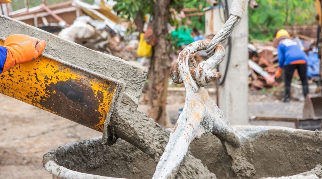 Uşak’ta şantiyede göçük: İki ölü, iki yaralı

velev.news/gundem/usakta-…