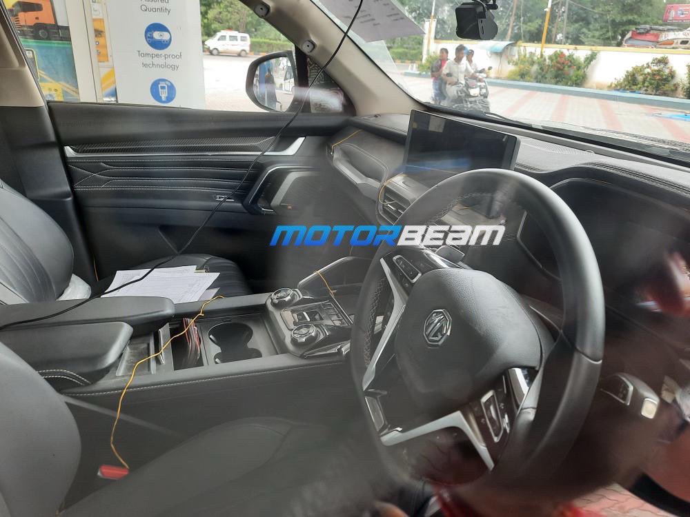 MotorBeam's tweet image. MG Majestor spotted testing yet again ahead of launch, interior spied with big changes
Would you buy this or the Toyota Fortuner Legender?
