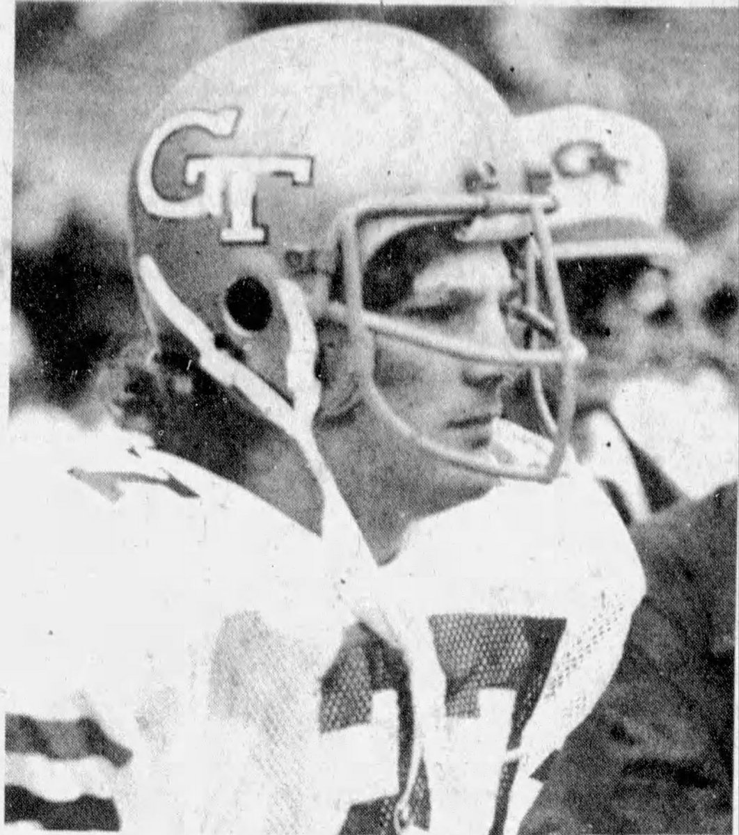 BHCSports's tweet image. Gil Kyle passed away on Friday.
He was a four-year starter at Tennessee High and a catalyst on two #TSSAA state title teams.
He also started for three years at Georgia Tech.
heraldcourier.com/sports/high-sc…