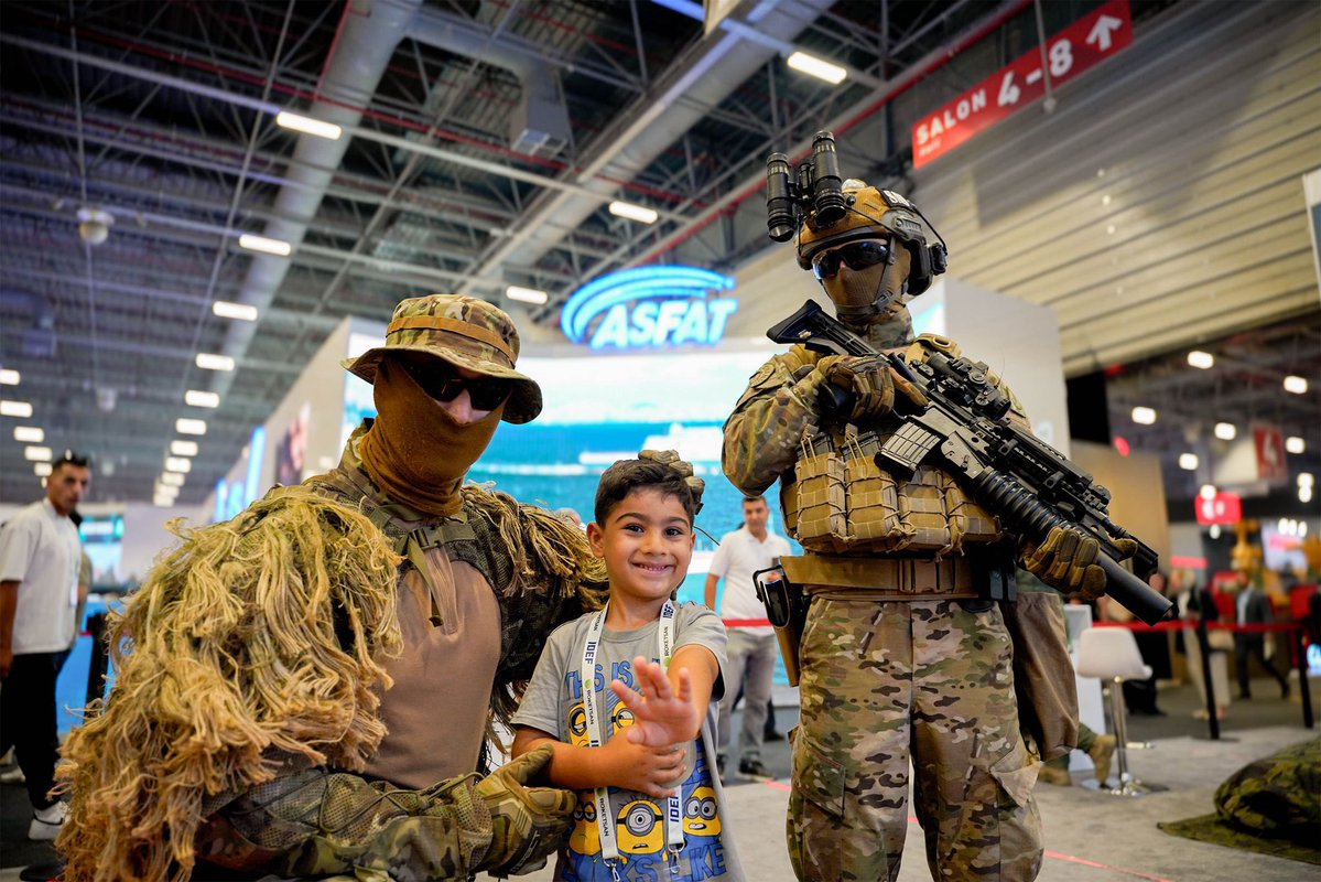 MSB_ASFAT's tweet image. #IDEF2025 son gün ilk günkü heyecanla devam ediyor. 📸