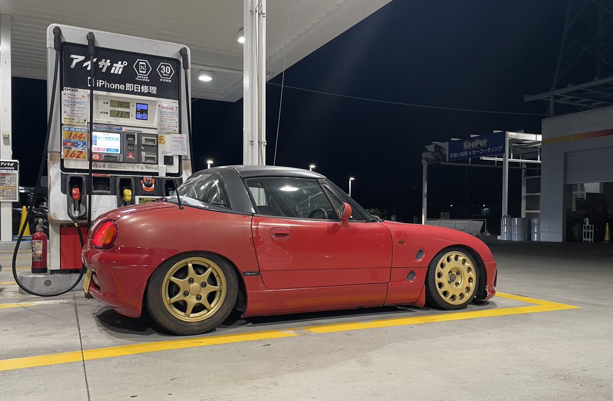 デュアル松楽しみになってきた
とりあえず当日の着替え以外は全て積み込んだ上でガス満
純正サイズがここまで被った()

当たってなさそうなのでok