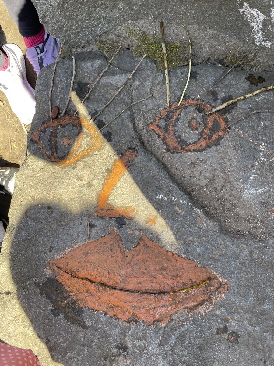 WOLCT's tweet image. Much of our children’s art activities are inspired by artist Andy Goldsworthy. It gets them touching and engaging with the natural world. So it’s a real pleasure to get inspiration from his retrospective show at the National Gallery.