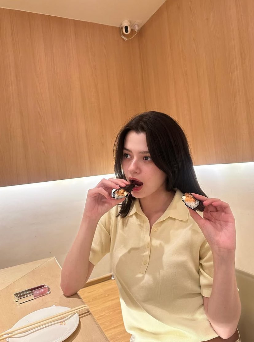 djbecbec's tweet image. enjoy your food becbeeeec🥹💓
#beckysangels
#BeckyArmstrong