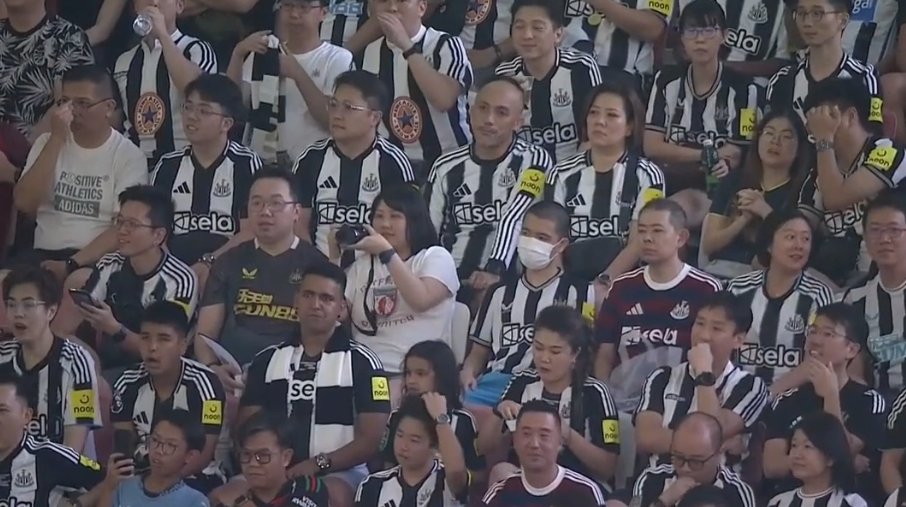 📸 - Newcastle fans are ready!